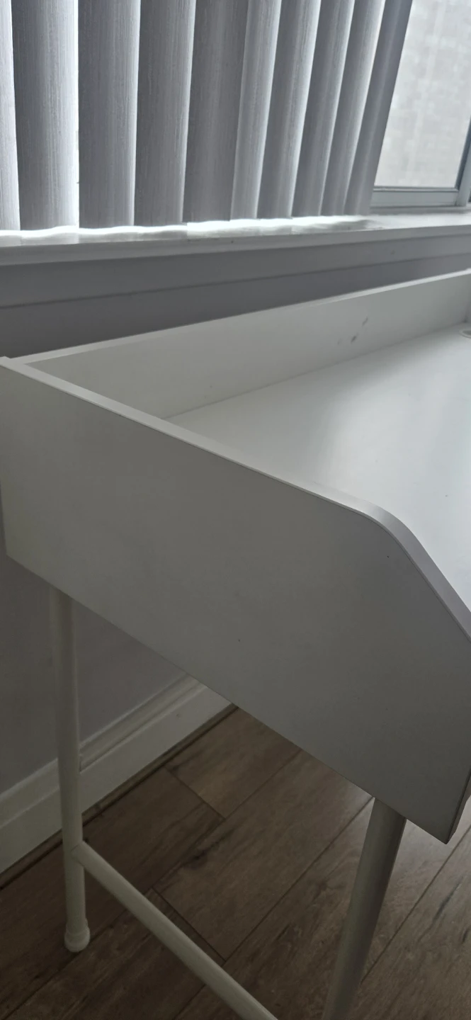 White Kids Desk with Drawer - photo 4