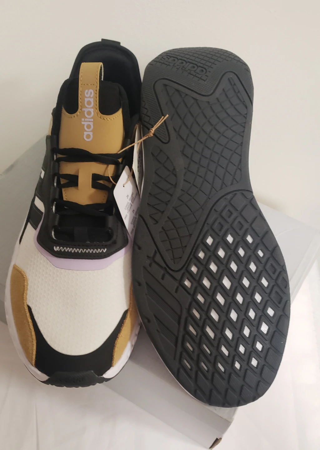 Brand new Adidas Futurepool 2,0 Mens Running Shous 11