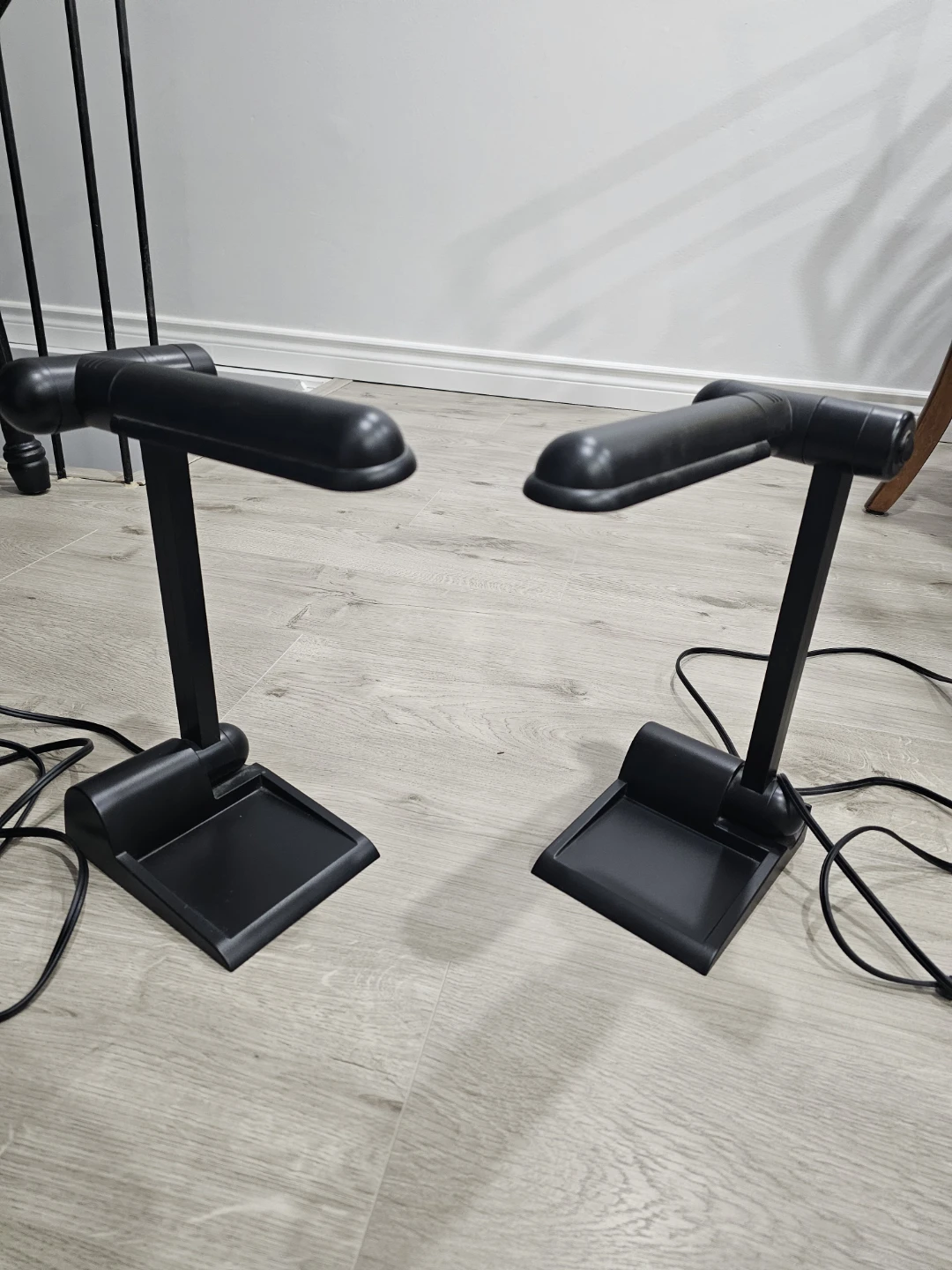 Set of 2 Black Desk Lamps