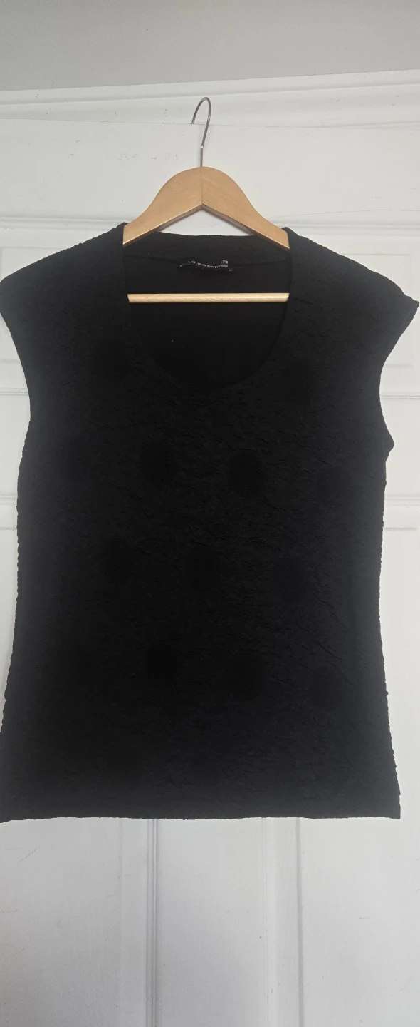 Laura Petites Black Textured Cap Sleeve Top - Size M/M