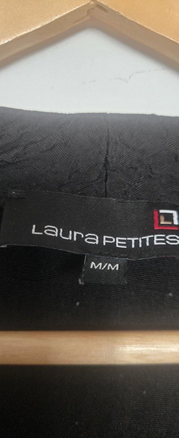Laura Petites Black Textured Cap Sleeve Top - Size M/M - photo 2