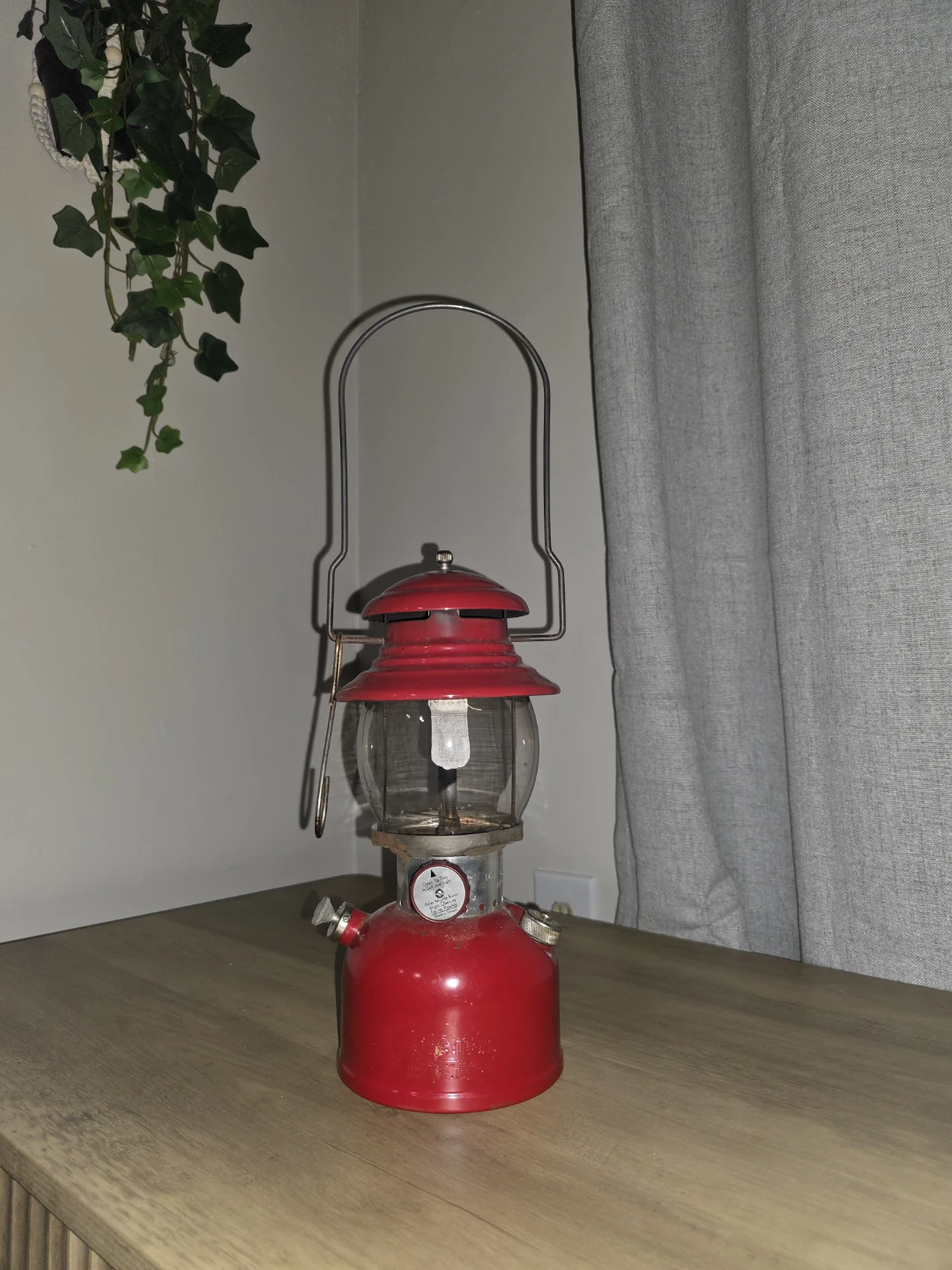 Red Coleman Lantern - photo 4