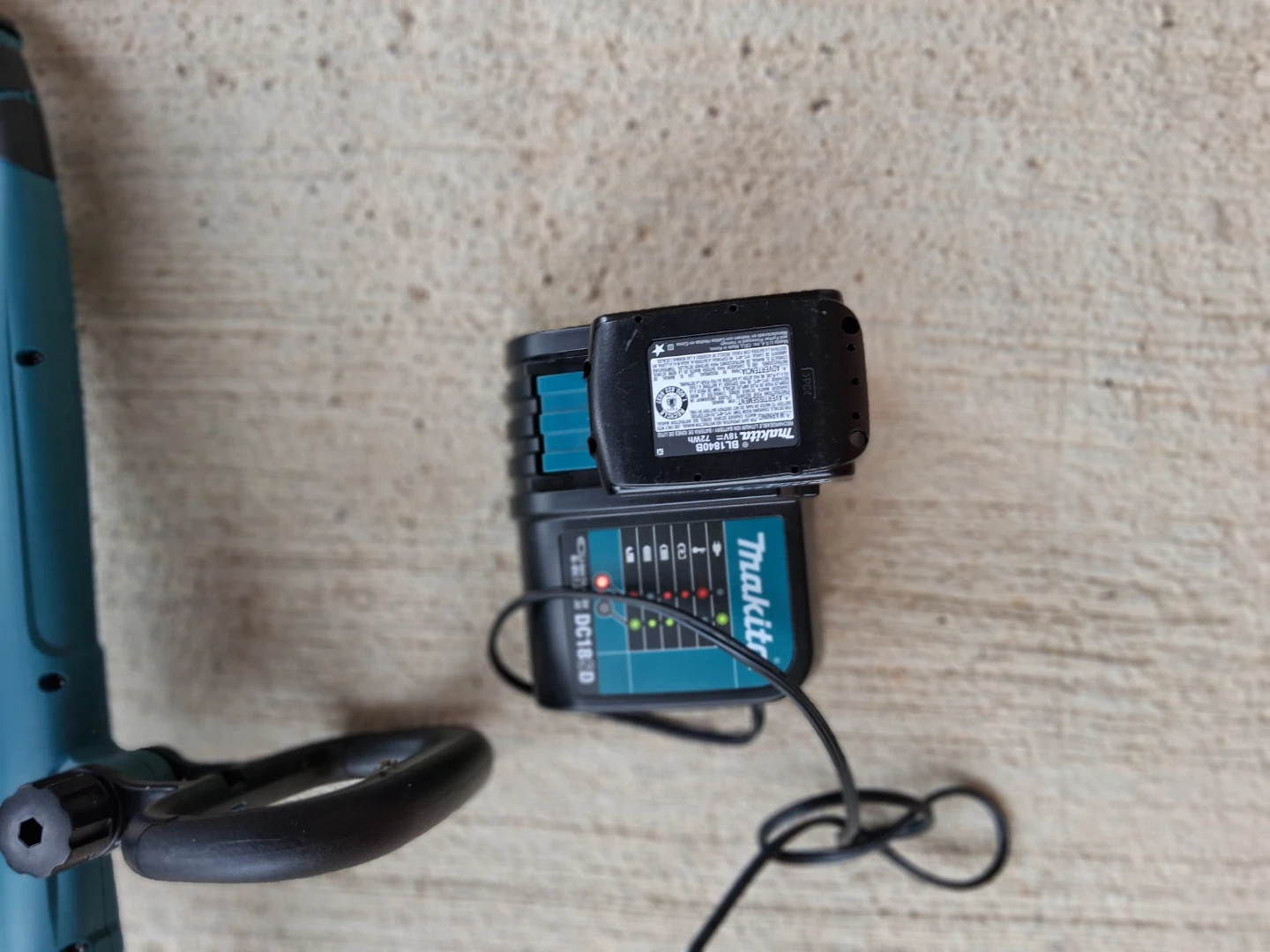Makita DUR181 String Trimmer 18V Cordless - photo 4