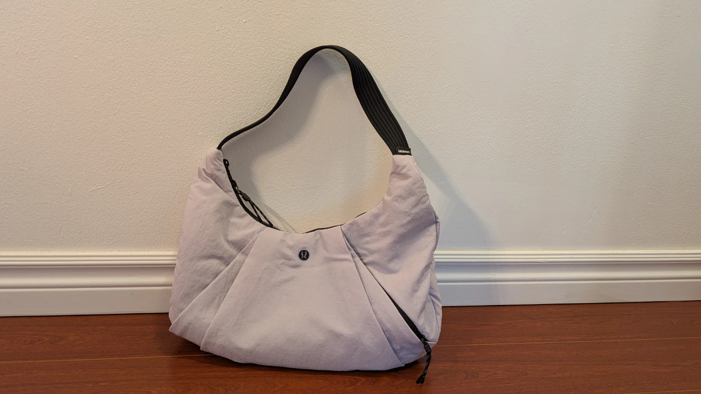 New Lululemon Pleated Shoulder Bag 10L