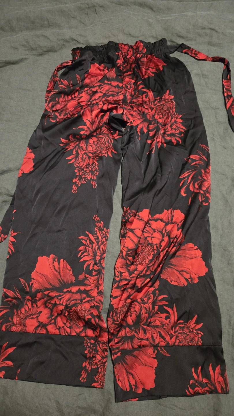 Faux Silk Black Red Floral Wide Leg Pants XS/TP - photo 2