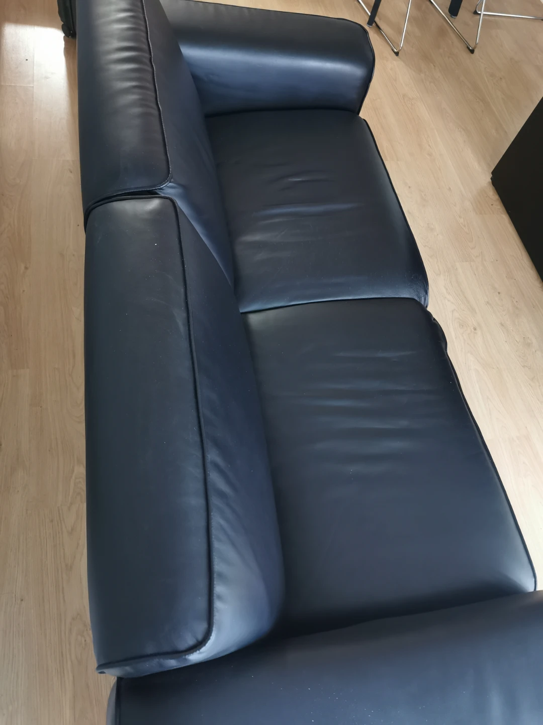 Black Leather Sofa 82"x36" - photo 2