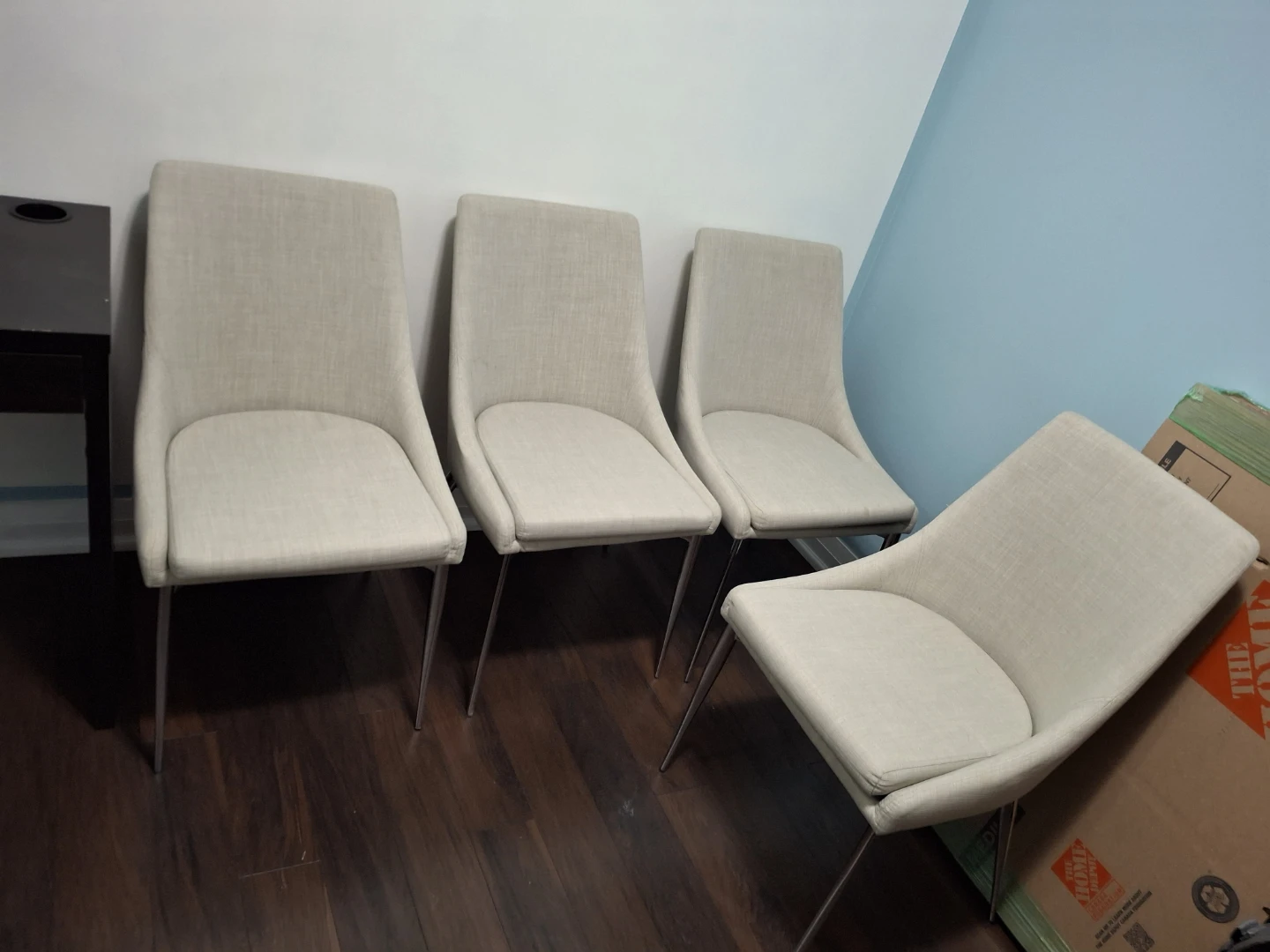 Dining Table + 4 Chairs - photo 3