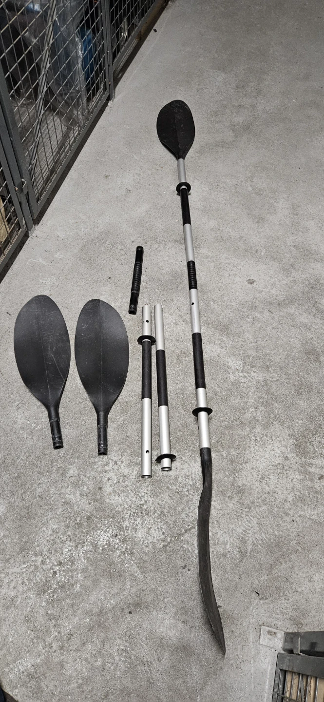 2 pairs of Detachable Kayak Paddle
