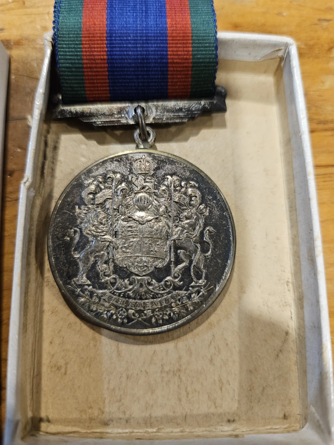 1939-1945 Silver Canadian Voluntary Service Medal - photo 2