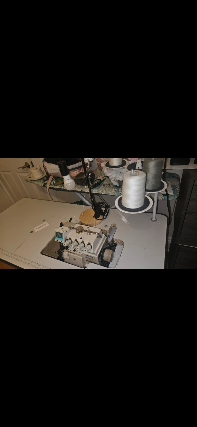 2 JUKI Industrial Sewing Machine, Recta and Overlock - photo 3