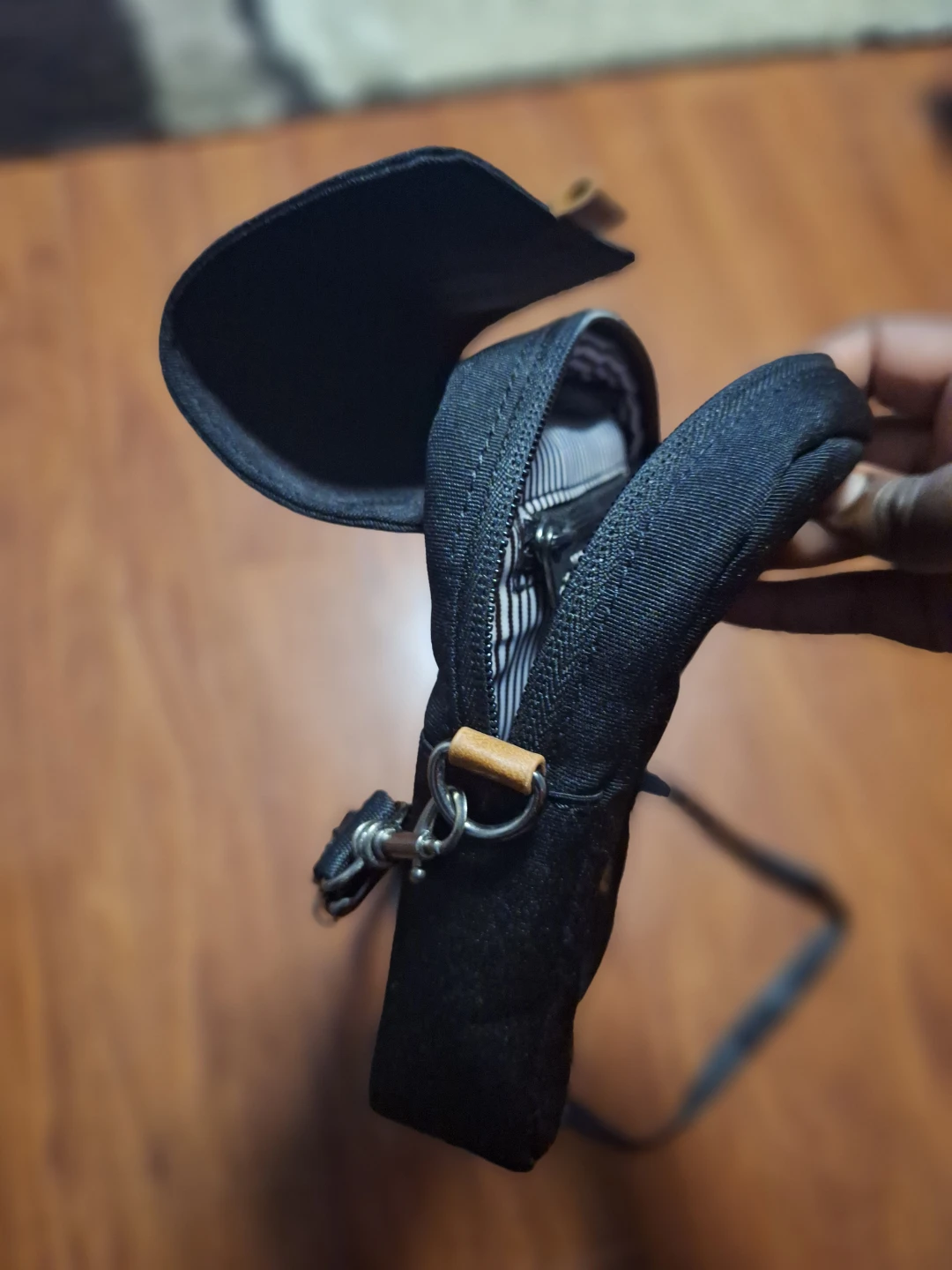 PKG. Black Crossbody Bag - photo 3