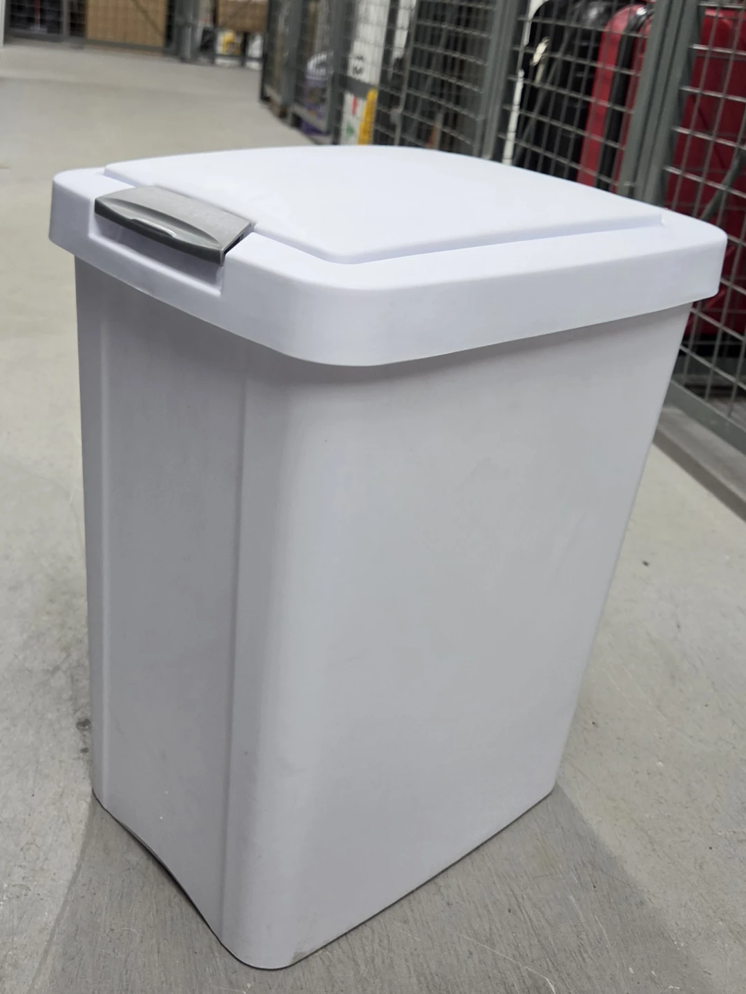 White Trash Can With Easy Lid Opening
