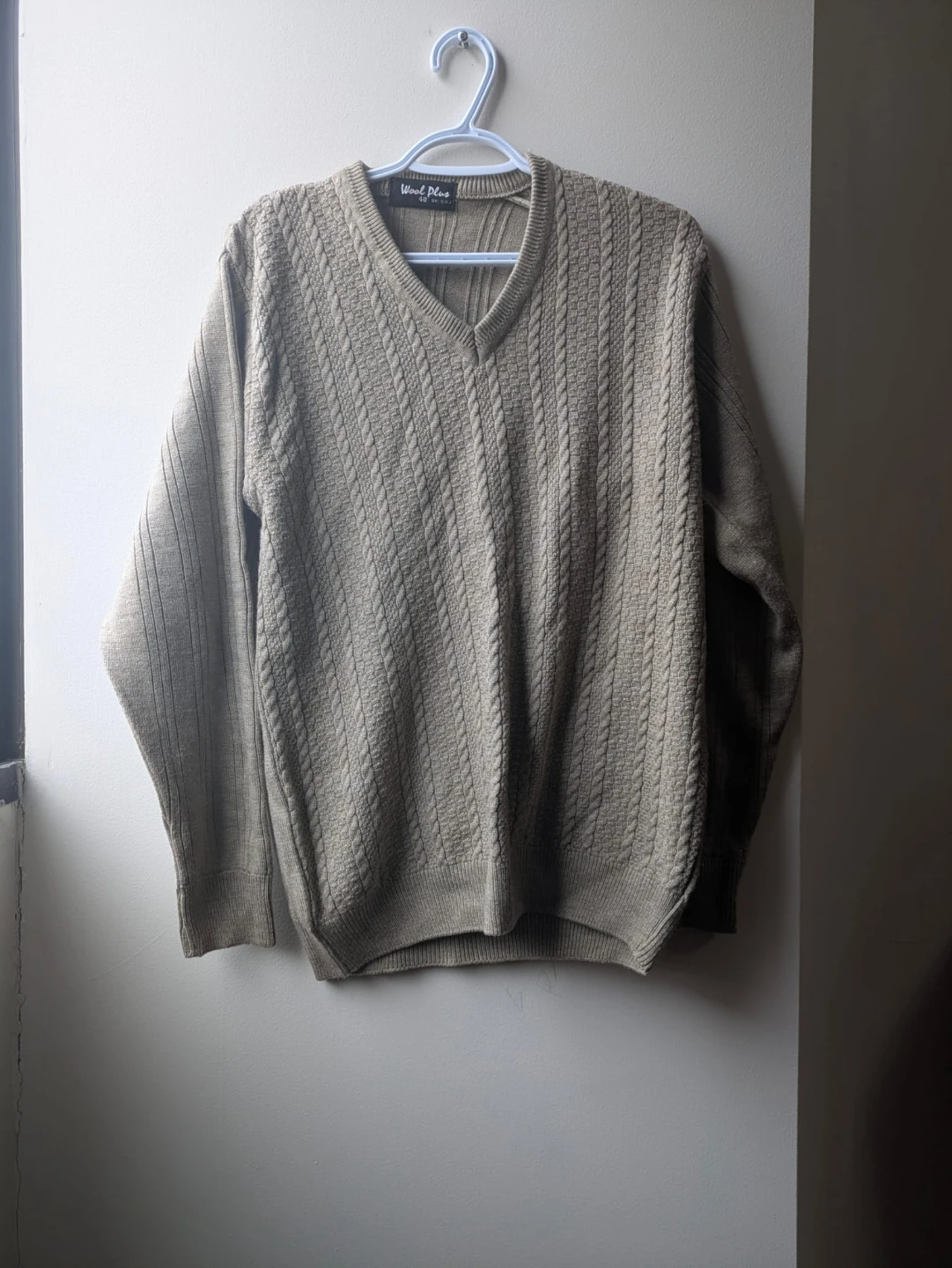 Wool Blend V-Neck Sweater  and Crafts and borrow  XL - photo 2