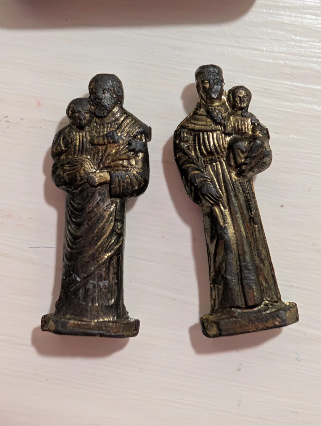 Vintage Holy Reliquary Case with Saints Made in Germany - photo 3