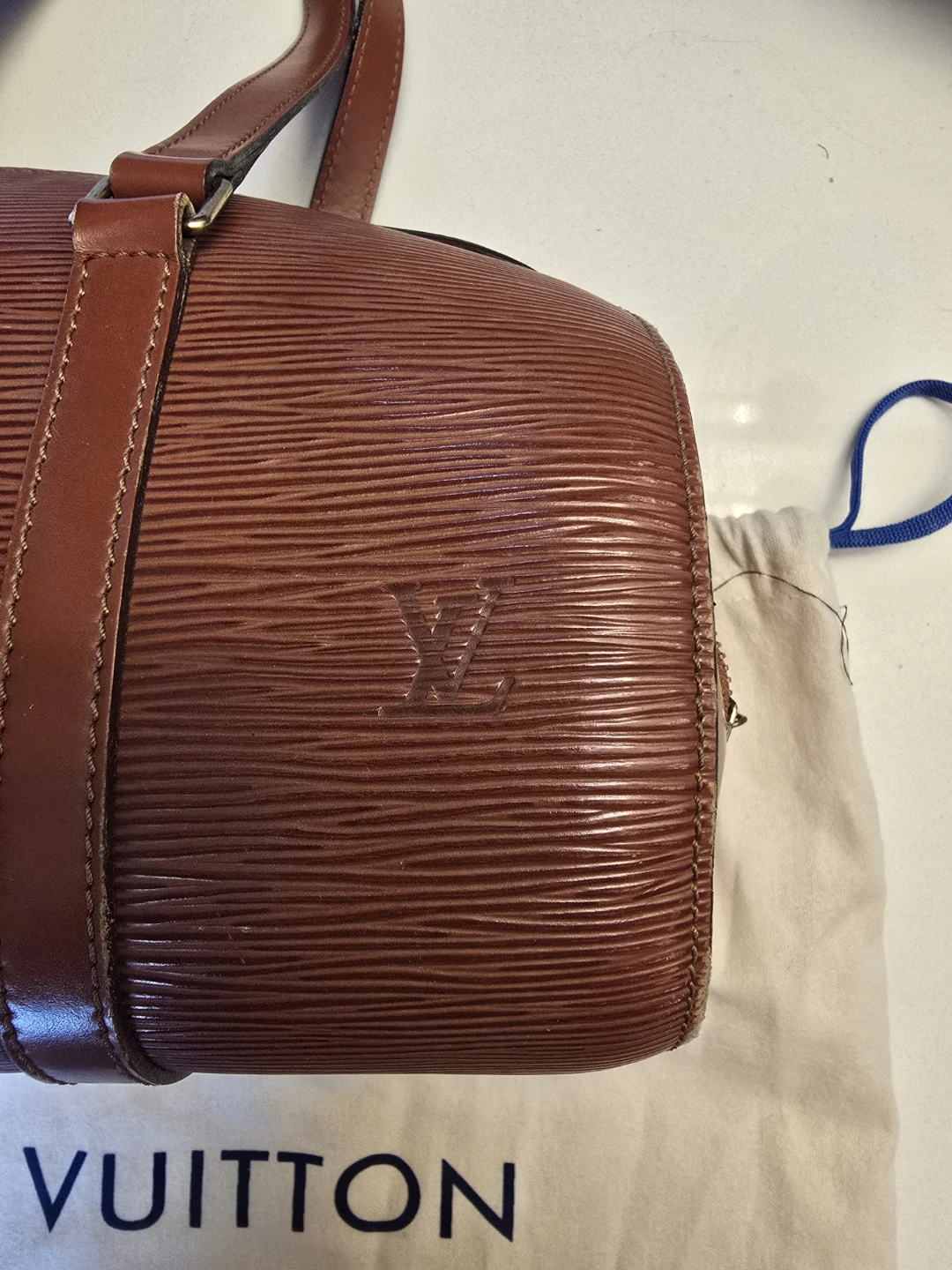 Louis Vuitton Epi Leather Speedy Bag - photo 4