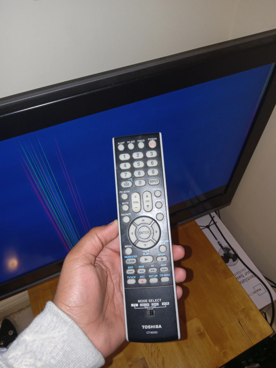 Free TV Toshiba TV needs a new screen - photo 2