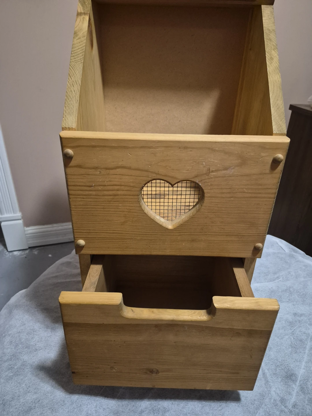 Wooden Bread Box with Heart Cutout - photo 2