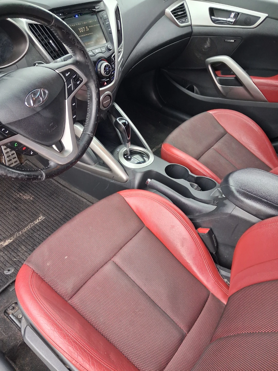 Hyundai veloster - photo 5