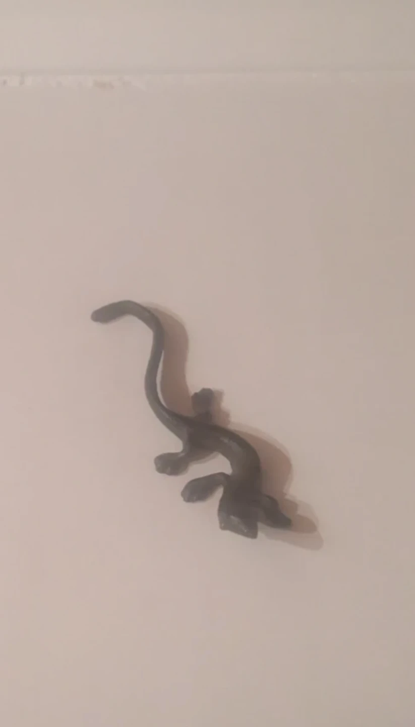 Dark Grey Lizard Figurine - photo 2