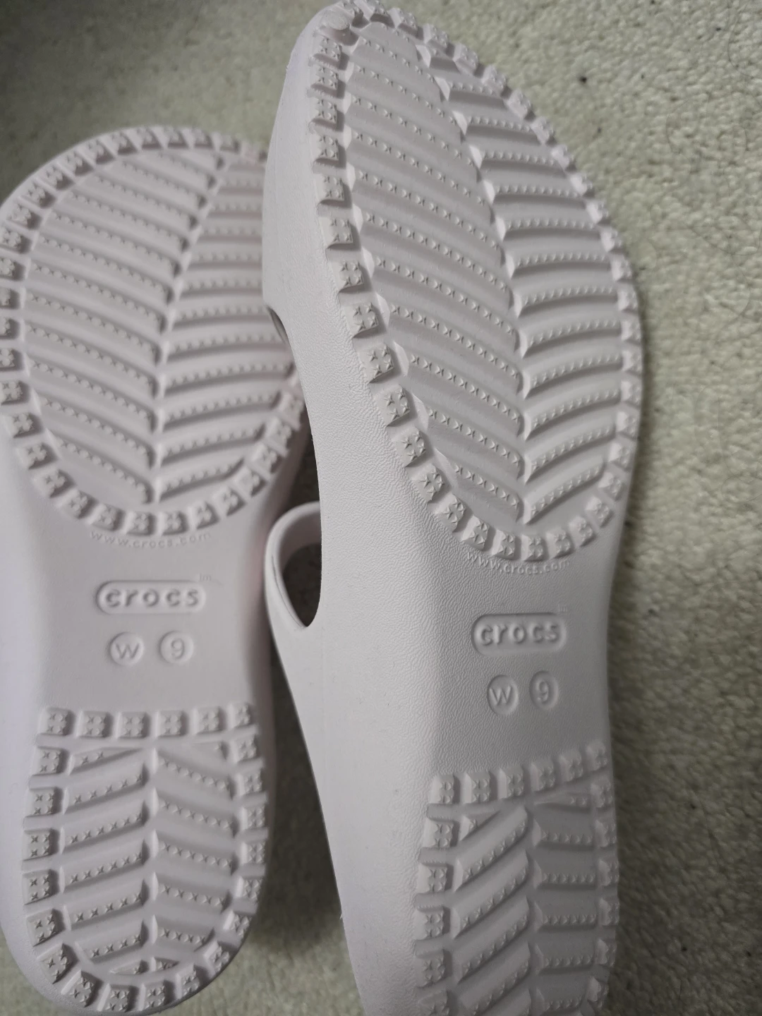 Crocs Women's Size 9 Light Pink Sandals - photo 2