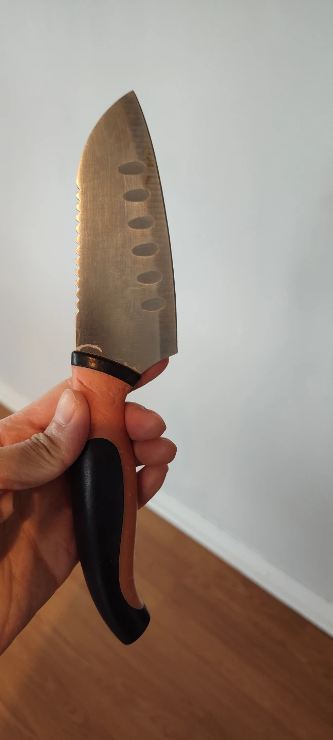 Bette Clipper Santoku Knife