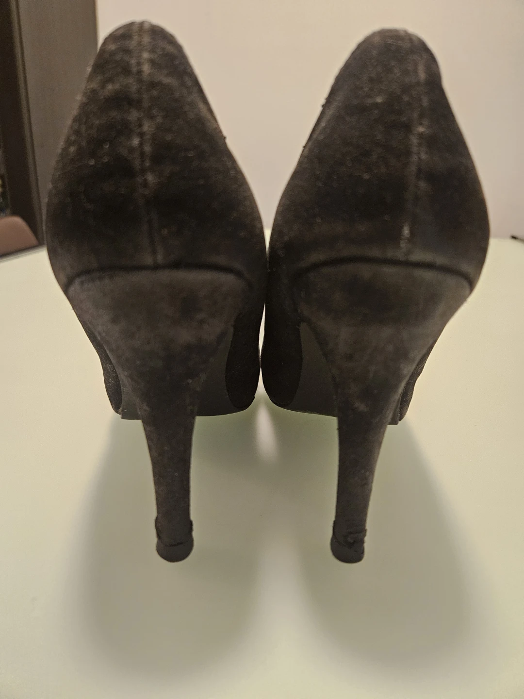 Black Suede Pleated Heels - photo 2