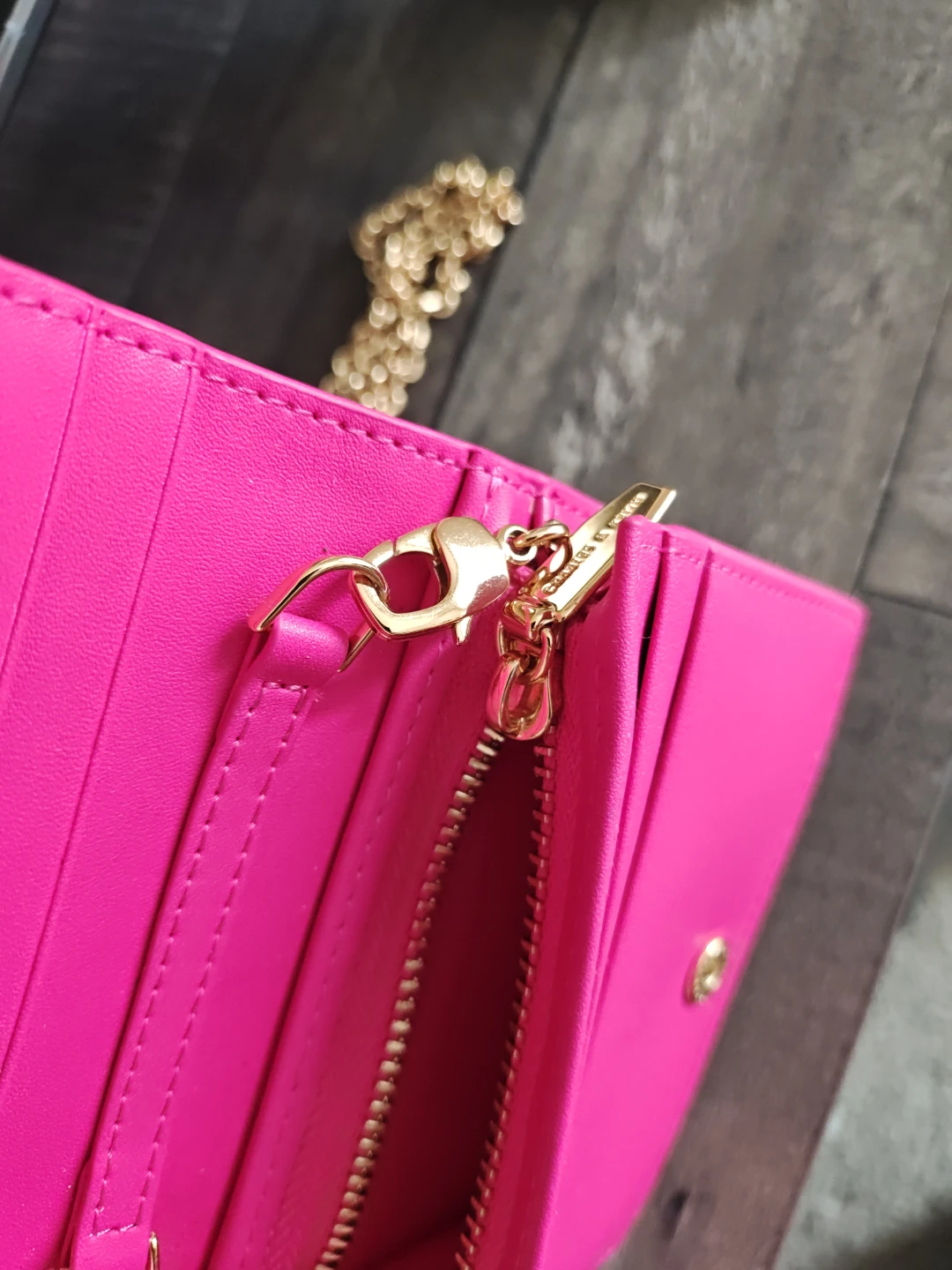 Charles & Keith Pink Card Holder with Chain - photo 3