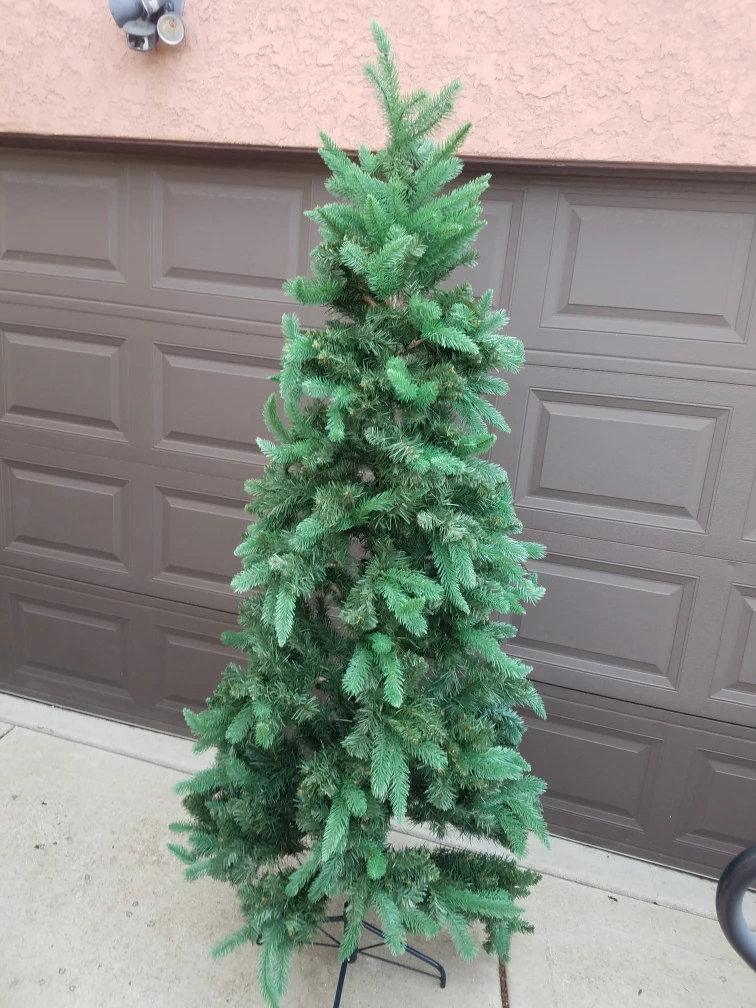 Artificial Christmas Tree - Green