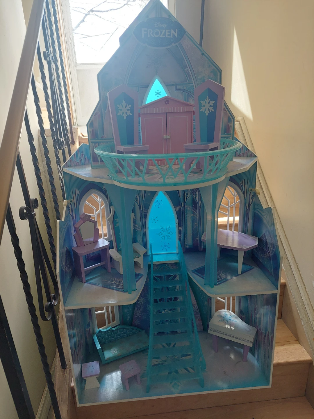 Disney Frozen Ice Castle Dollhouse