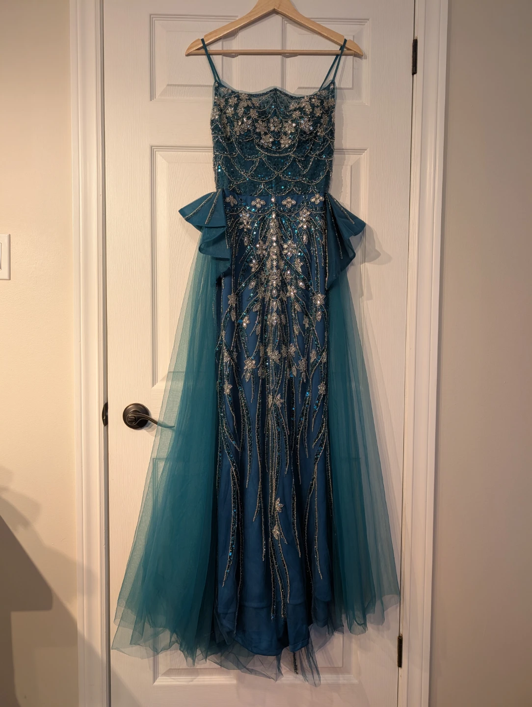 Fancy fully beaded dress - size XS