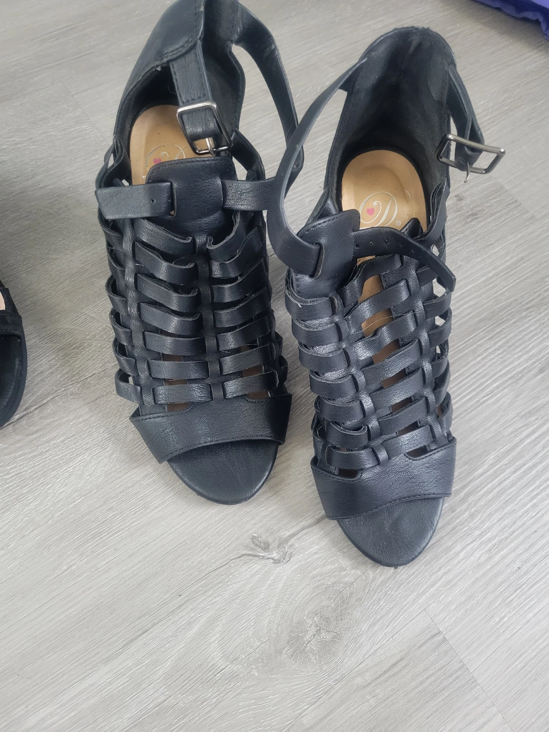 Black Woven Heel Sandals Size 6.5
