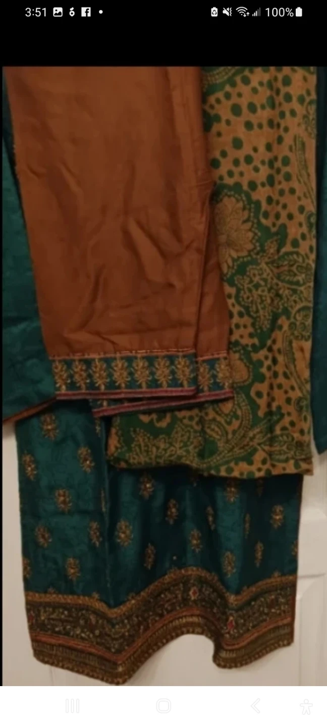 Green embroidered kurta set beautiful design