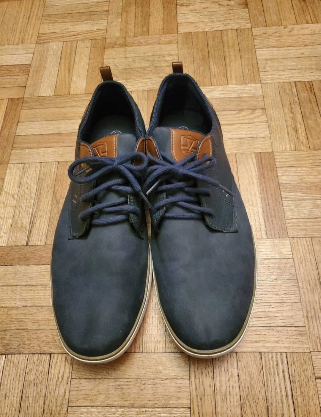 Men's Livergy Shoes Size 11.5