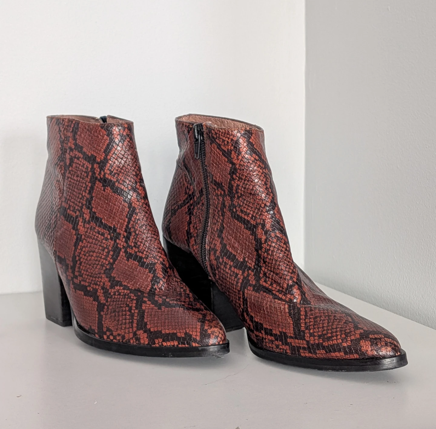 Woman's Leather Ankle Boot's - US 9.5 W - Asking  $50 - photo 3
