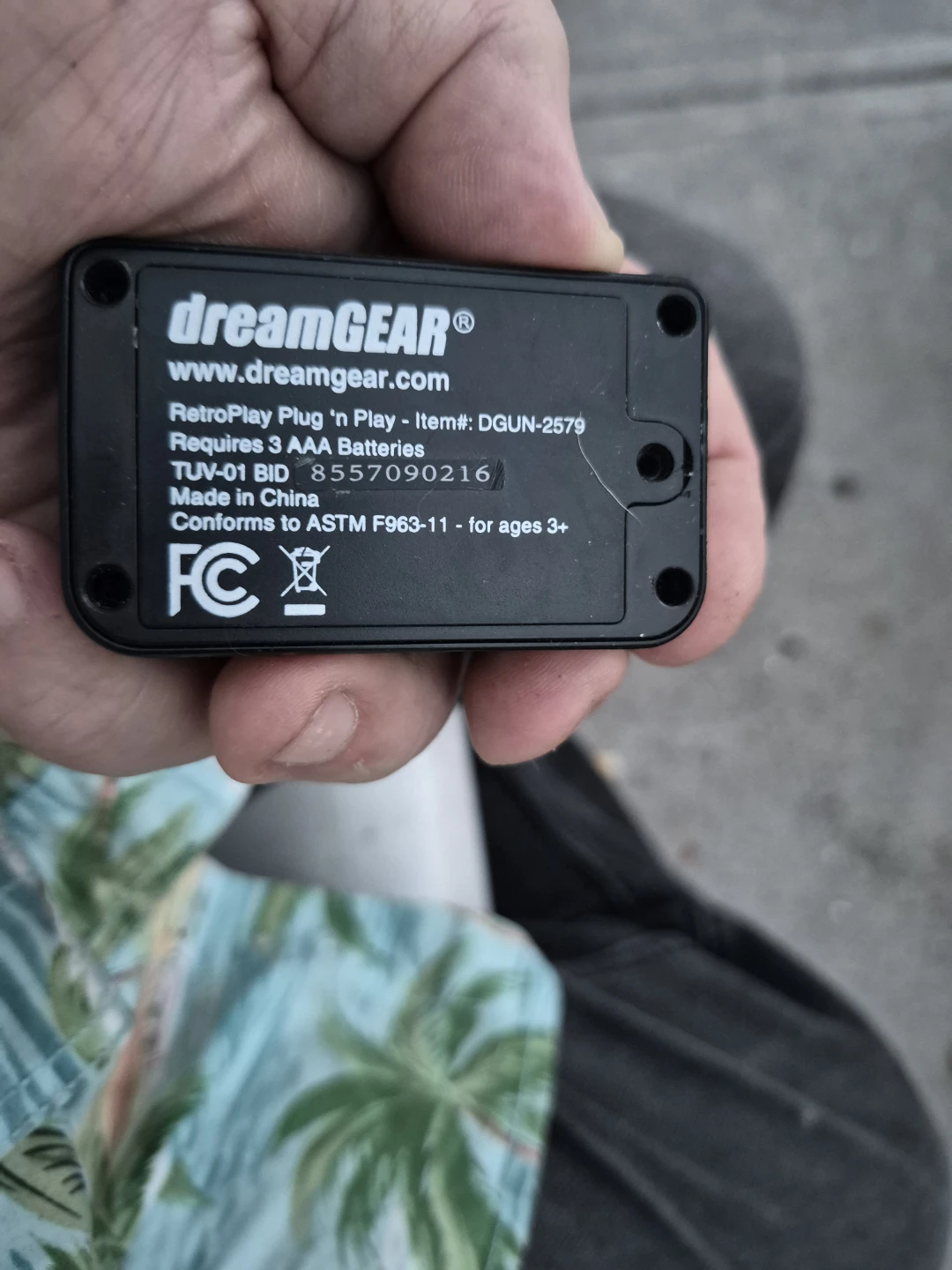 DreamGear RetroPlay Plug 'n Play TV Video Games Controller - photo 4