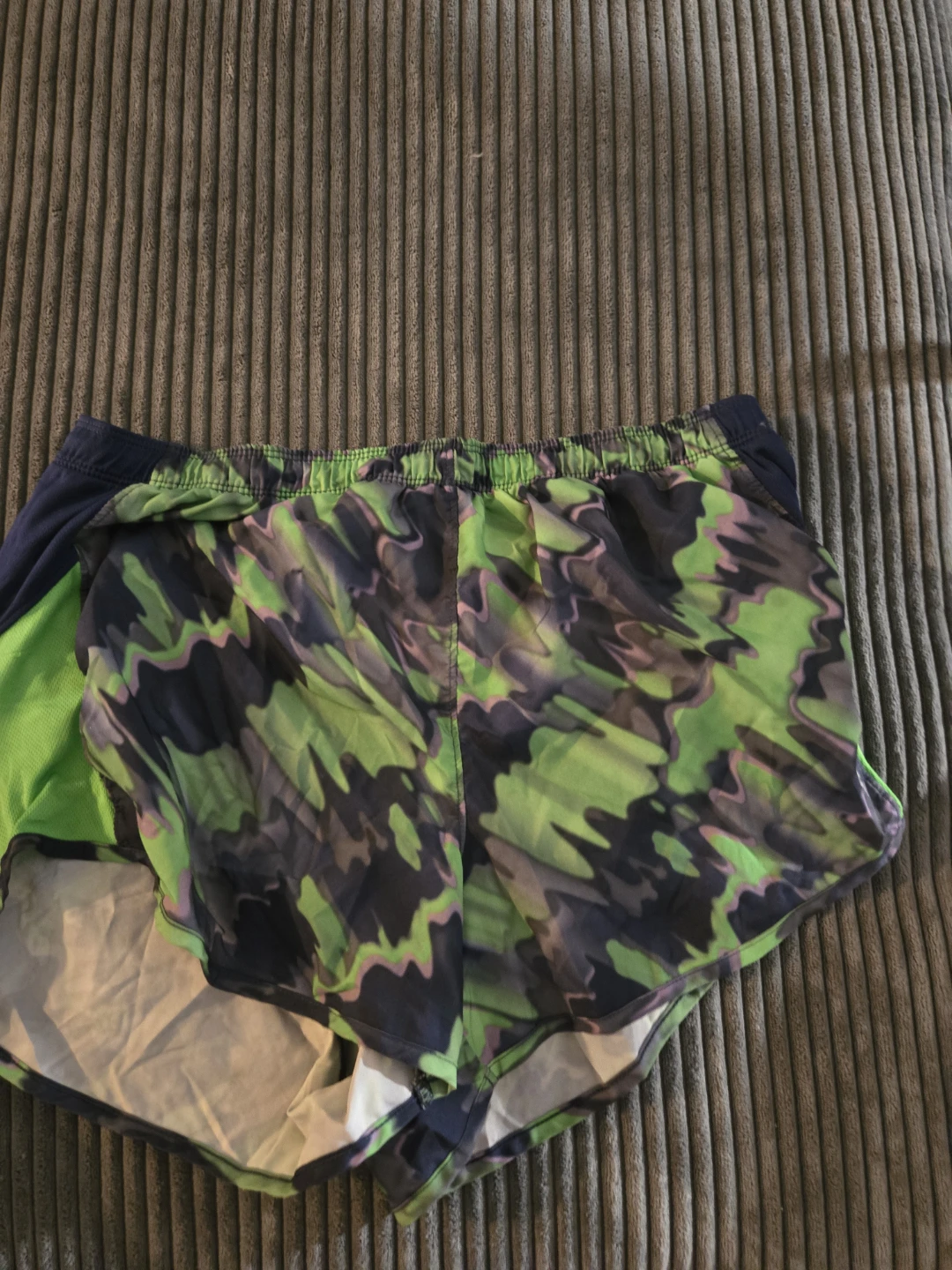 Women's Running Shorts Green Camo