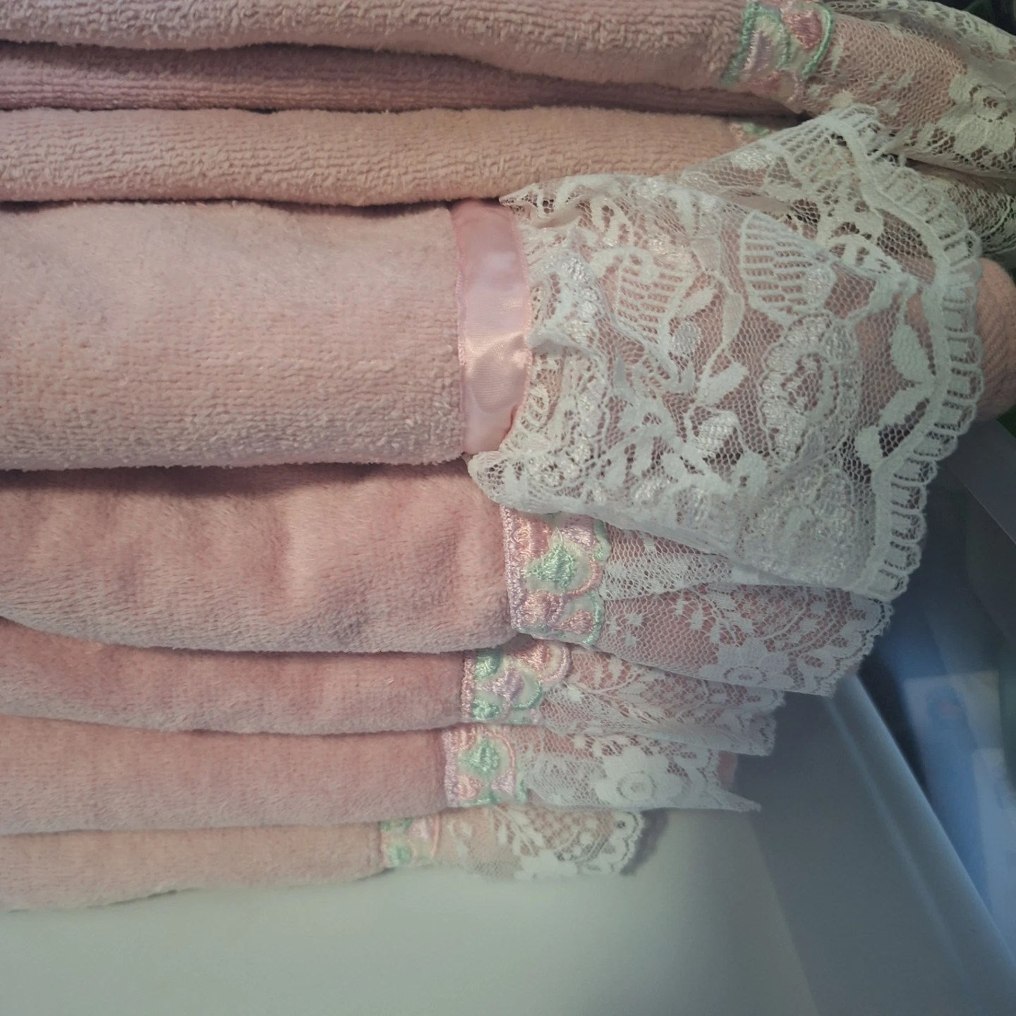 Pink Terry Cloth Towels with Lace Trim - photo 2