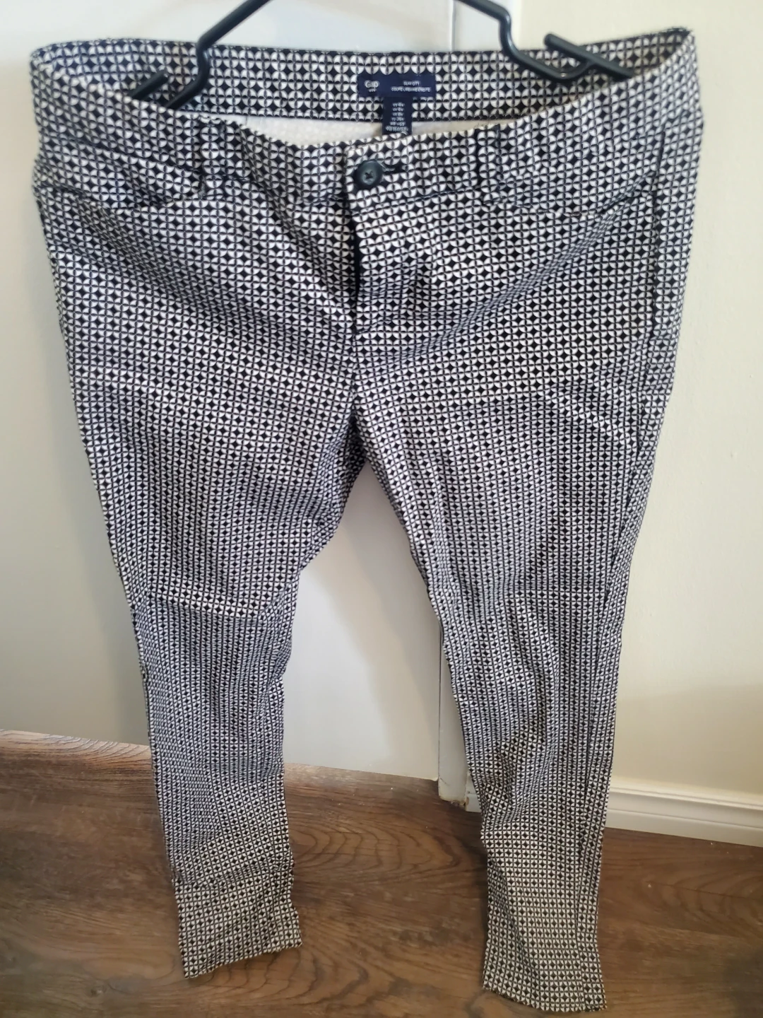 Gap Slim City Patterned Pants - Size 4 US