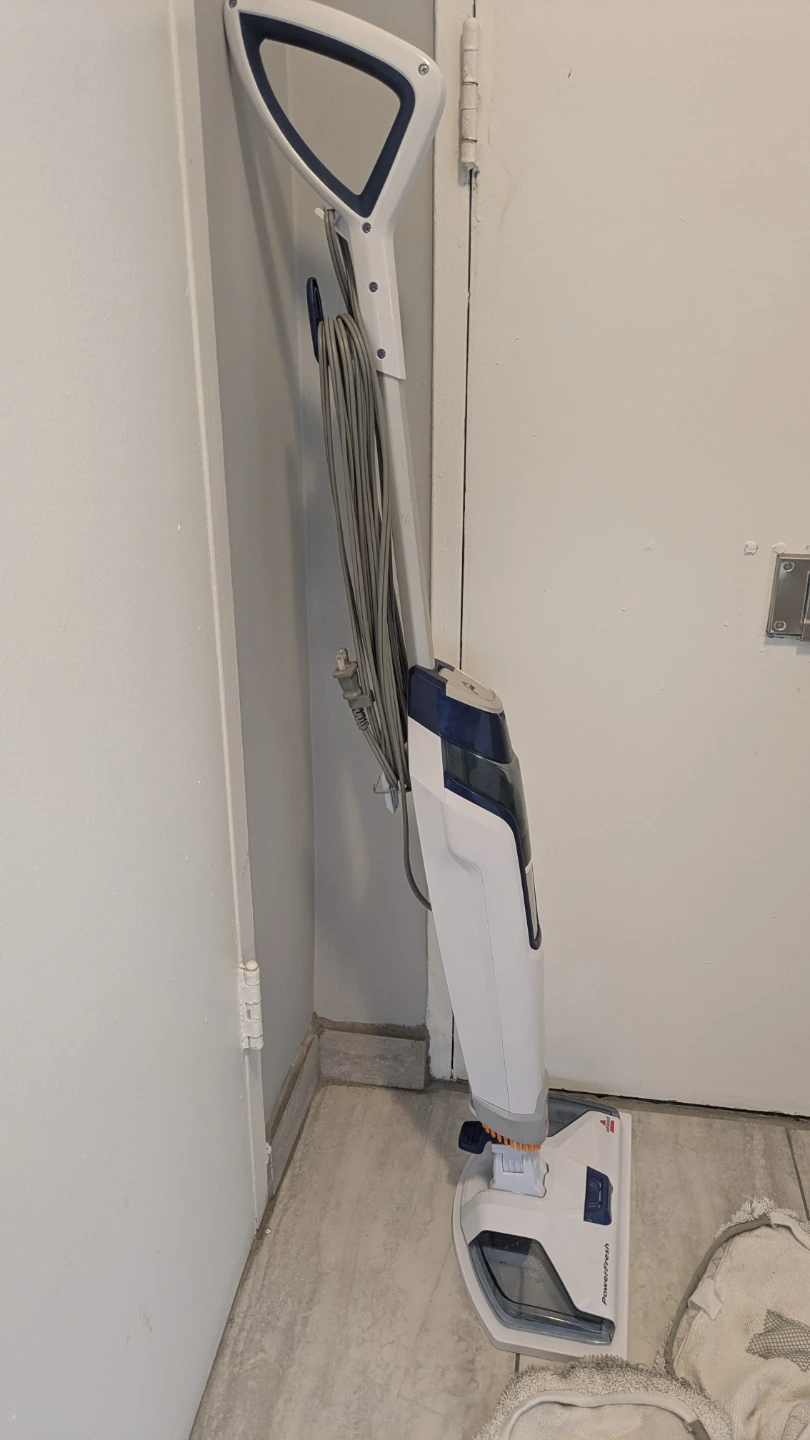 Bissell PowerFresh Deluxe Steam Mop - photo 2