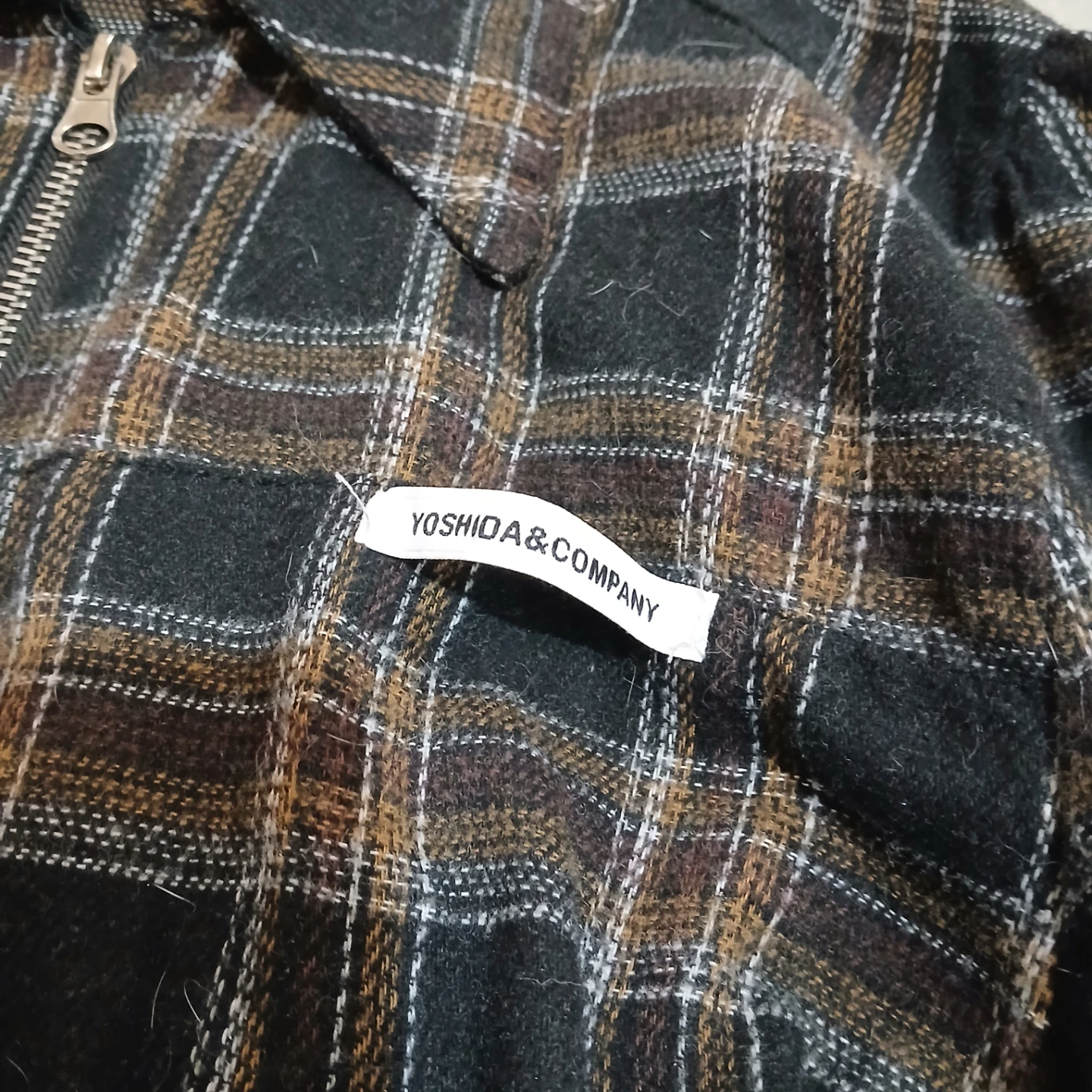 The one plaid cropped zip-up jacket - photo 4