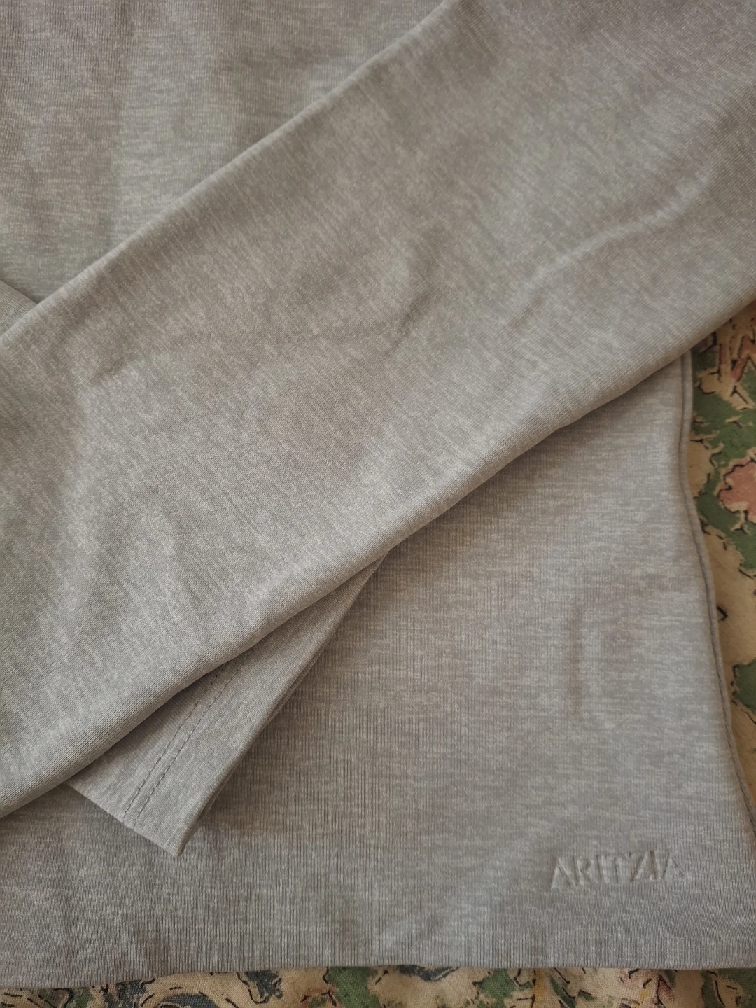 Aritzia contour top - photo 2