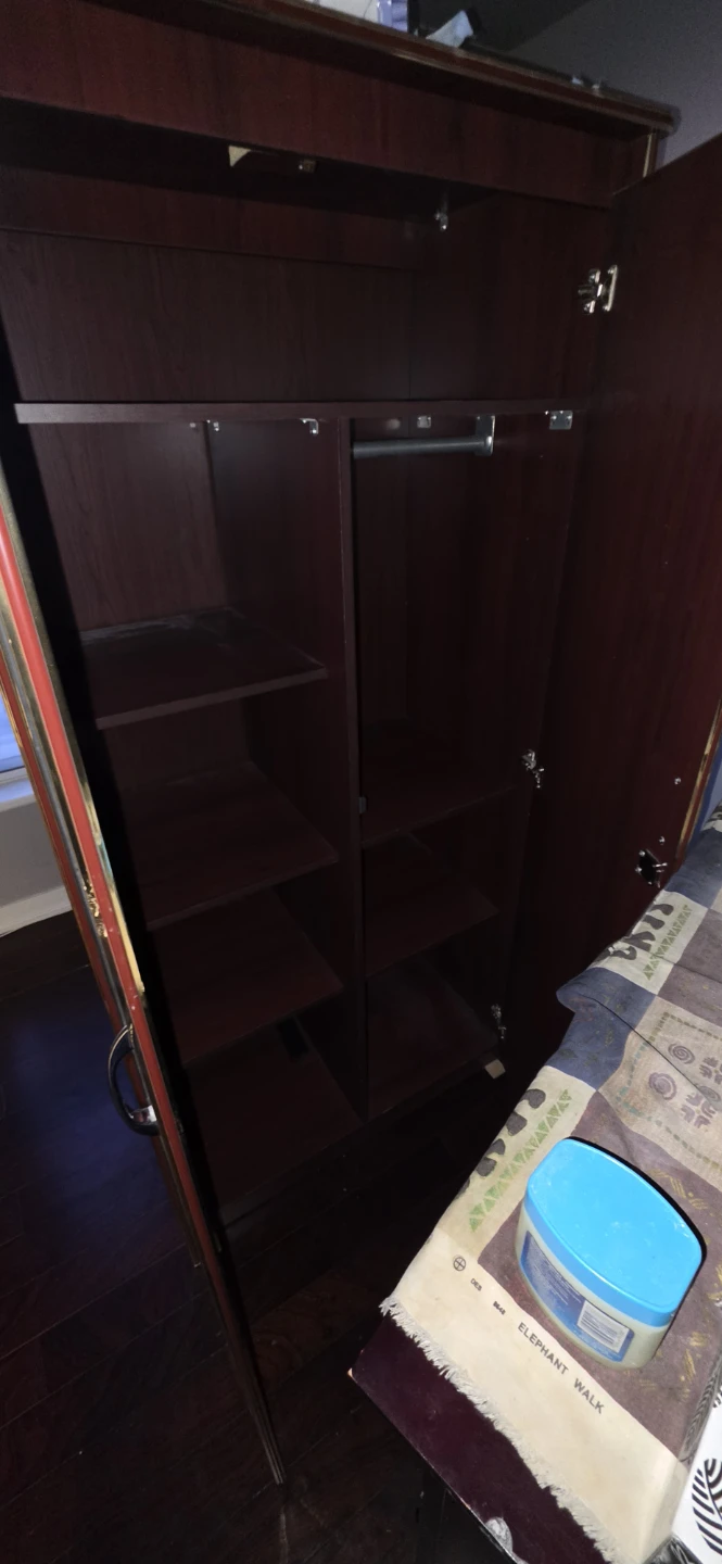 Wooden Wardrobe with Mirror - photo 3