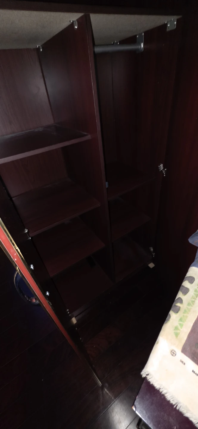 Wooden Wardrobe with Mirror - photo 4