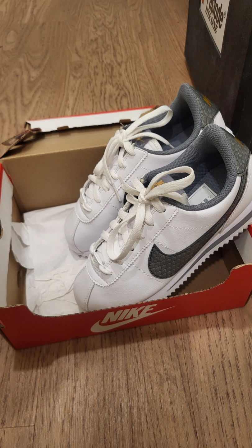 Nike Cortez Basic BBY DRGN (GS) White/Anthracite Sneakers - photo 4