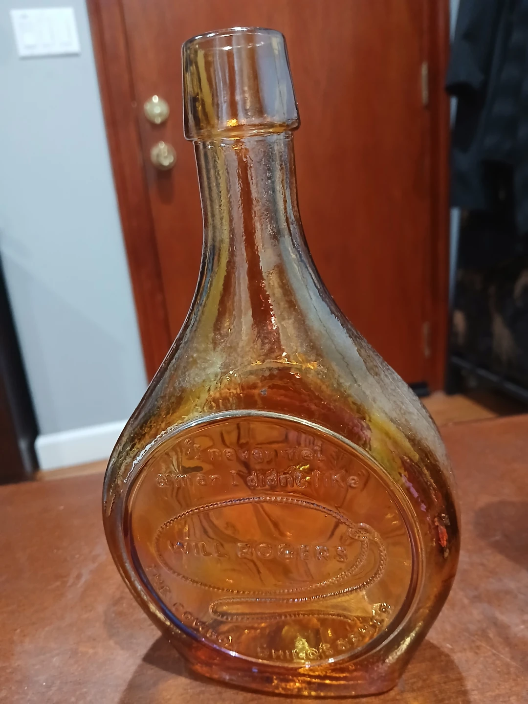 Vintage "The Man From Snowy River" Amber Glass Bottle - photo 2