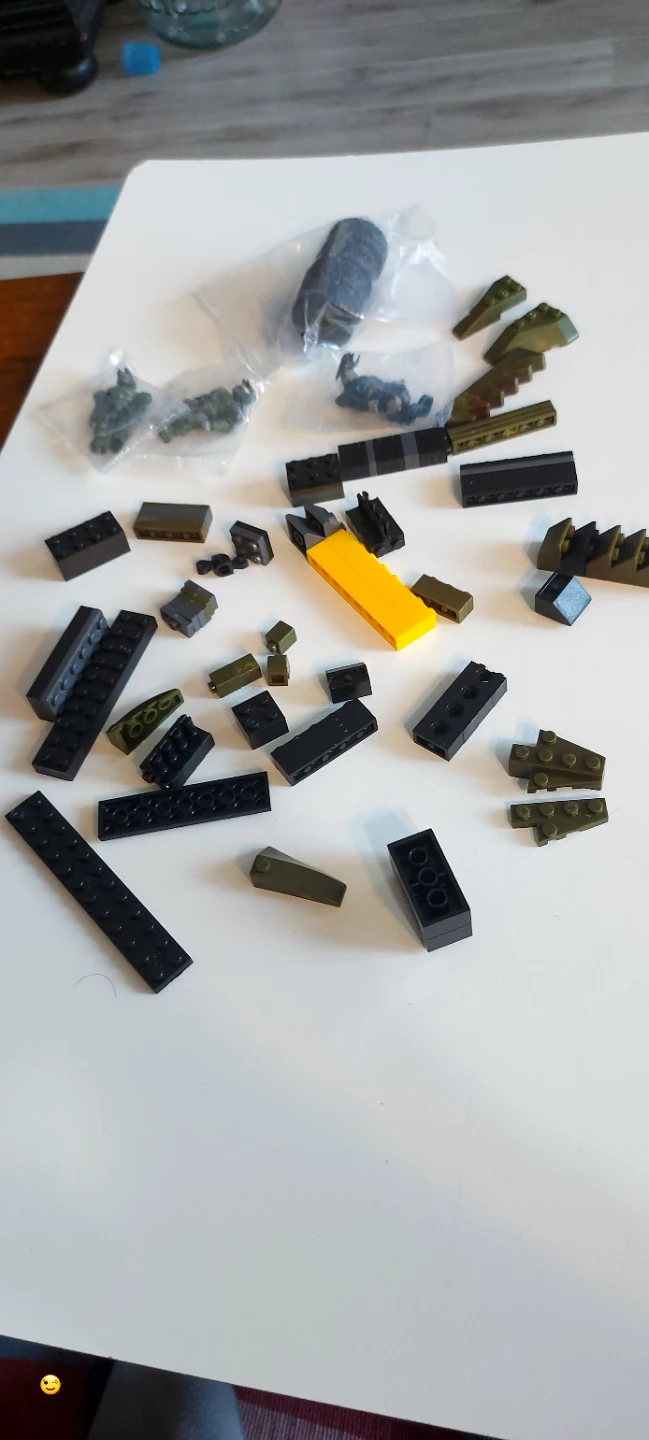 Mega Construx Halo building blocks and figures