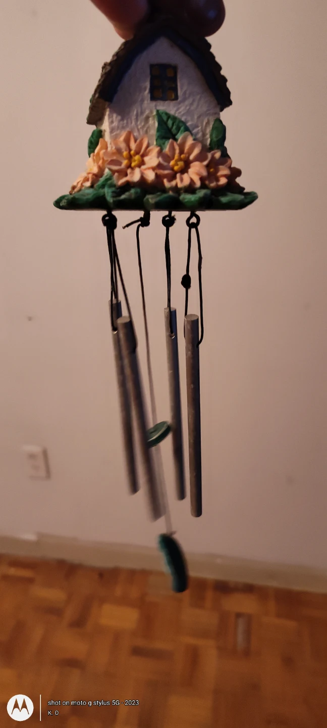 Decorative Wind Chime with Birdhouse Top