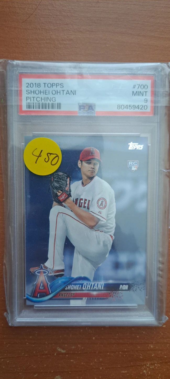 🌱2018 Topps Shohei Ohtani Pitching Baseball Card #700