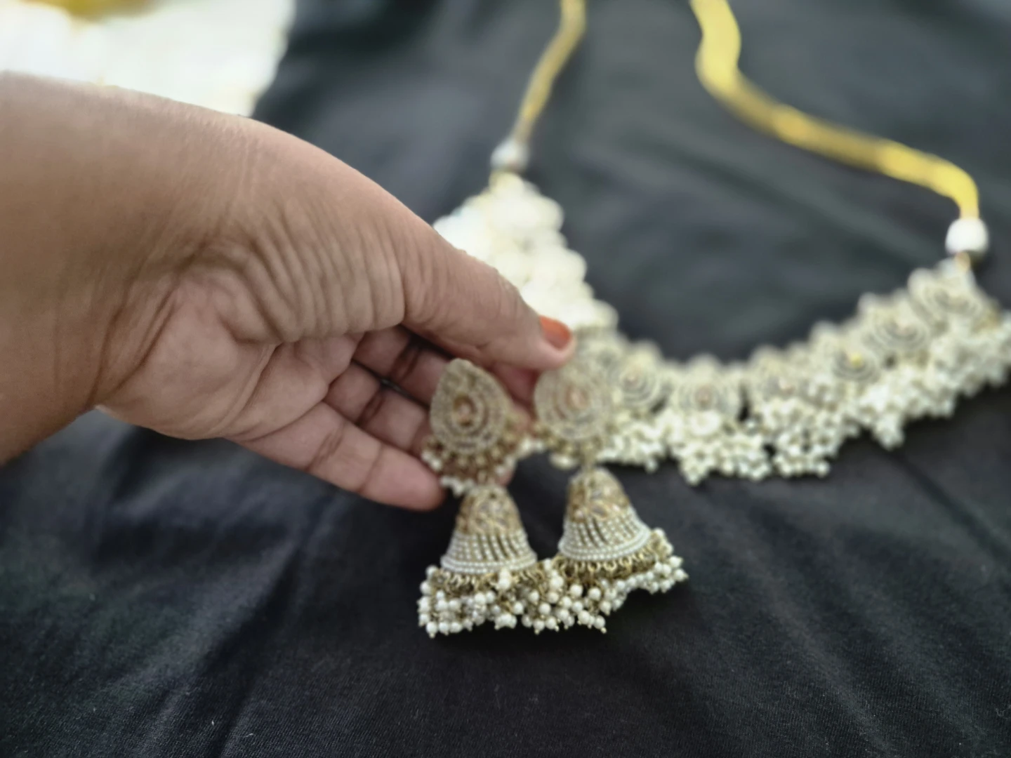 Indian Jewellery Set - Necklace, Earrings & Tikka - photo 4