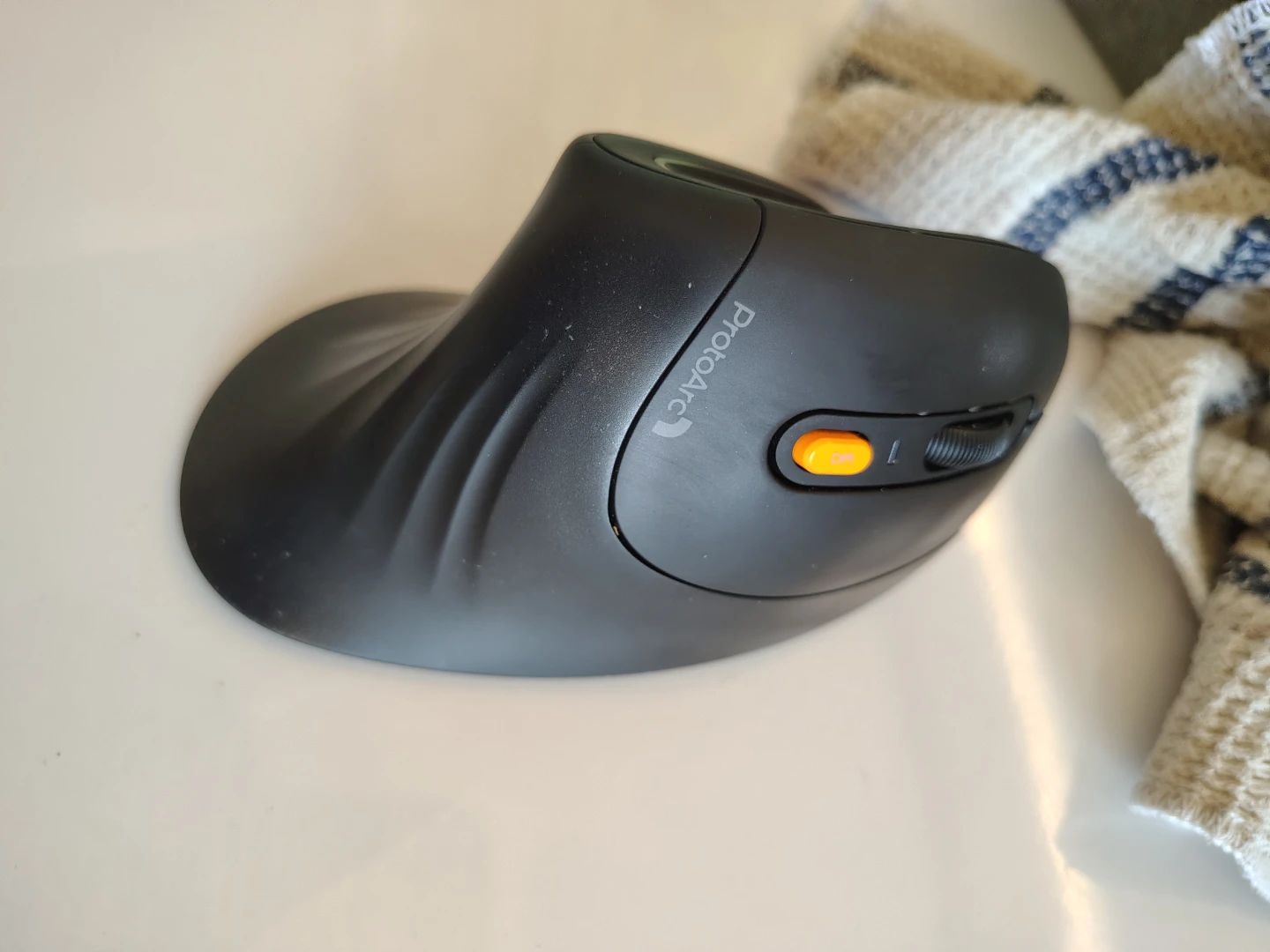 ProtoArc Vertical Mouse EM11N - photo 3